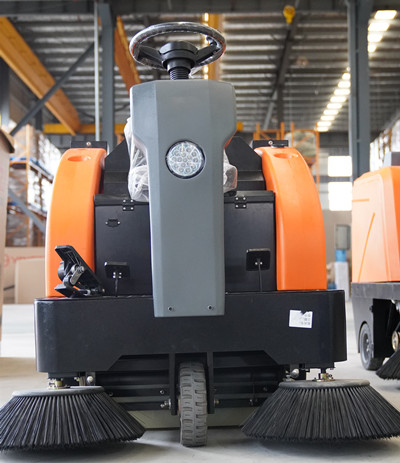 榮事達(dá)電動(dòng)掃地車的使用范圍 榮事達(dá)電動(dòng)掃地車的使用范圍.jpg